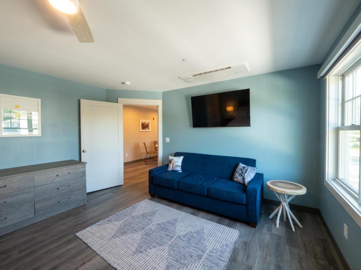 Long Beach Suites Gloucester Eksteriør billede