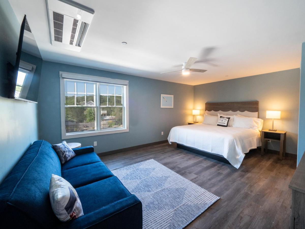 Long Beach Suites Gloucester Eksteriør billede